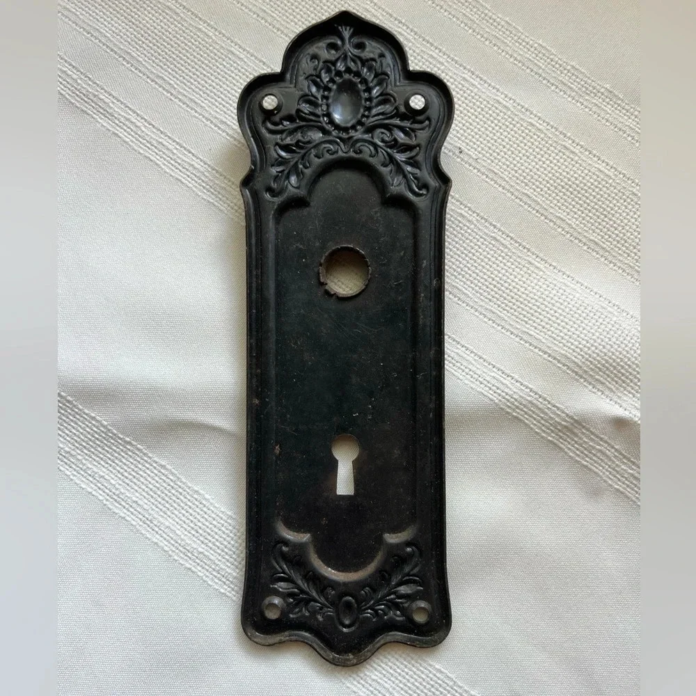 Vintage Ornate Knob Plate Reclaimed Decorative Early 1900s 8” Long